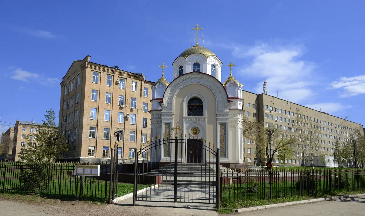 Больница Оренбург телефон регистратуры 💊🌡️🩹💉🩺